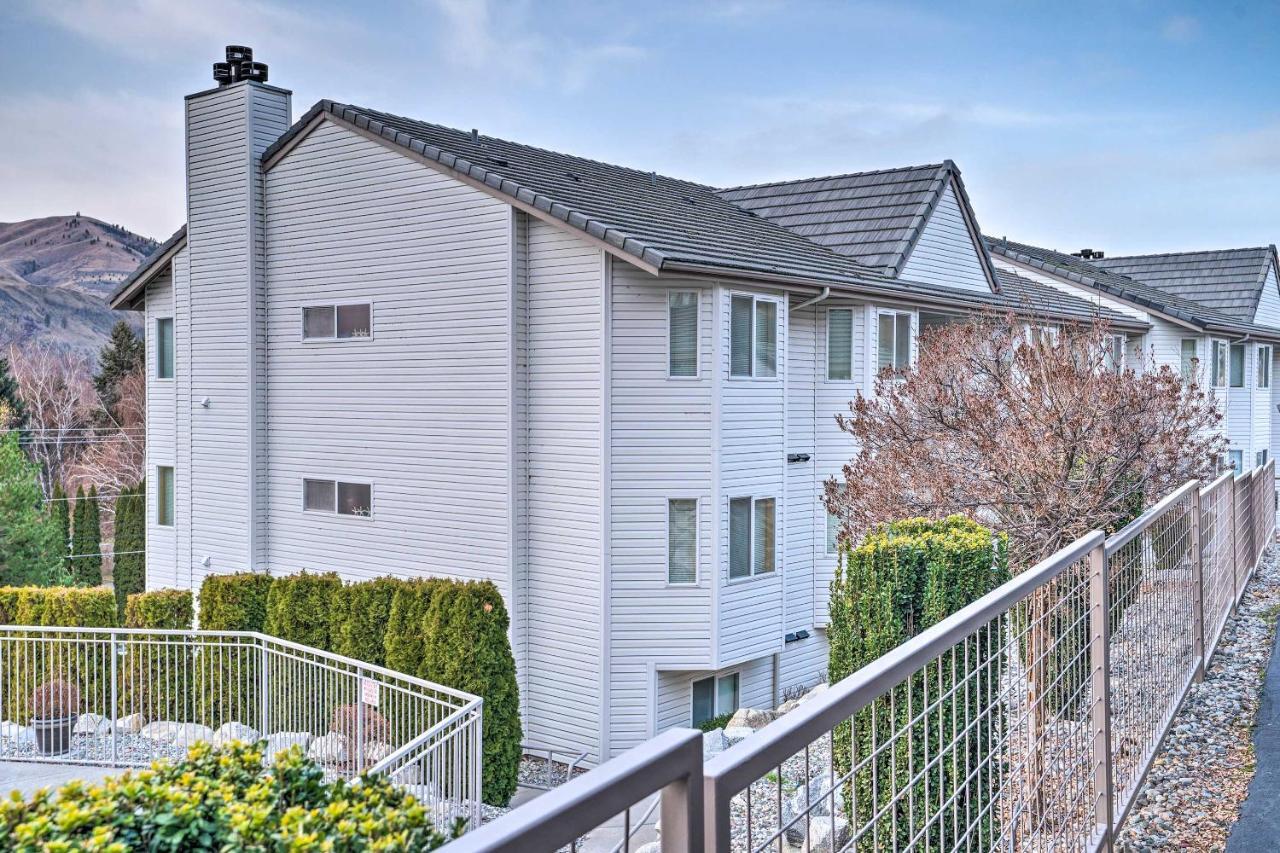 Chic Chelan Condo With Balcony, Walk To Lake And Dtwn! Kültér fotó